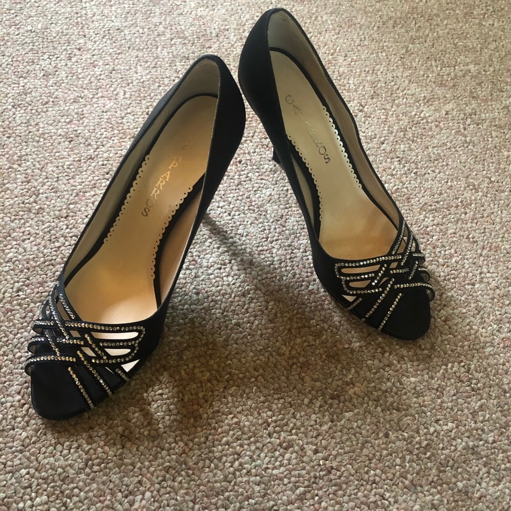 NEVER WORN dress heals